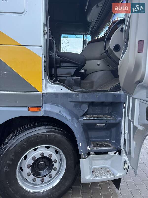 Тягач DAF XF 105 2006 в Могилев-Подольске