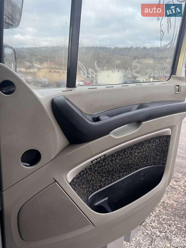 Тягач DAF XF 105 2006 в Могилев-Подольске