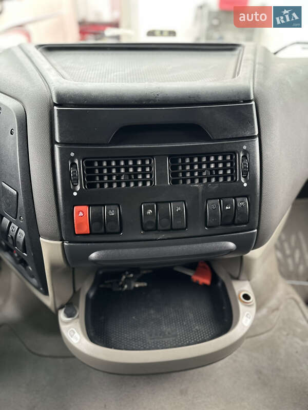 Тягач DAF XF 105 2013 в Рівному