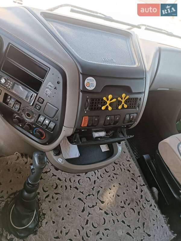Тентований DAF XF 105 2008 в Жовкві