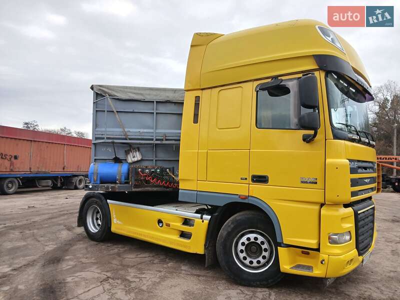 Тягач DAF XF 105 2006 в 