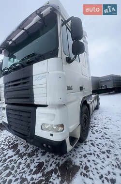 Тягач DAF XF 105 2008 в Ровно