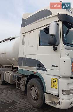 Тягач DAF XF 105 2011 в 