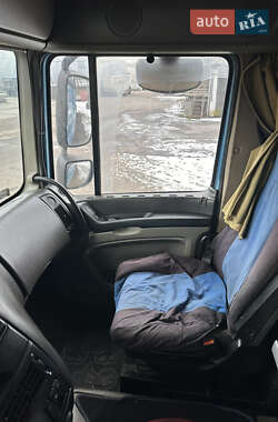 Тягач DAF XF 105 2011 в 