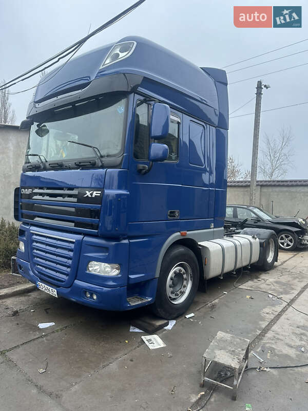 Зерновоз DAF XF 105 2012 в Николаеве