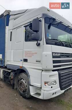 Тягач DAF XF 105 2013 в 