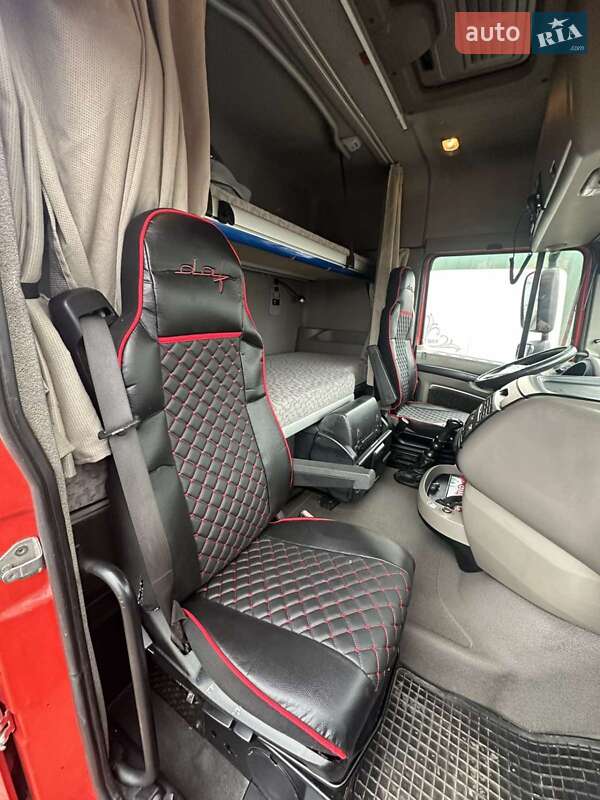 Тягач DAF XF 105 2008 в Львове