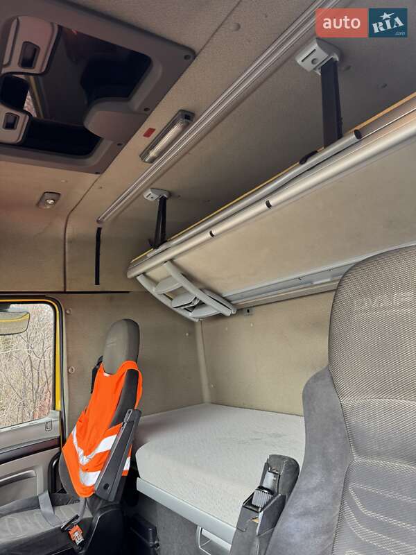 Тягач DAF XF 105 2011 в Львове