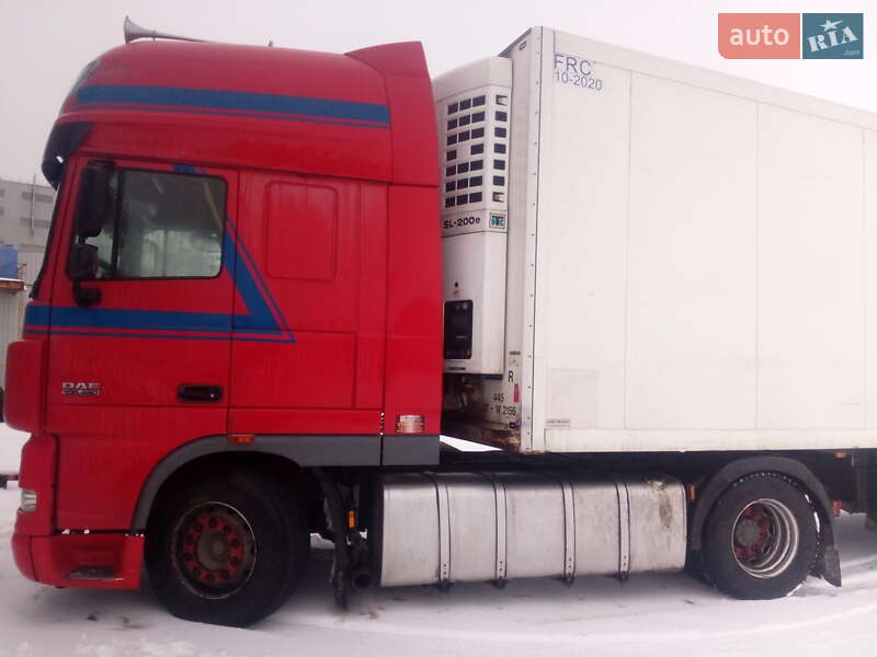 Тягач DAF XF 105 2011 в Днепре