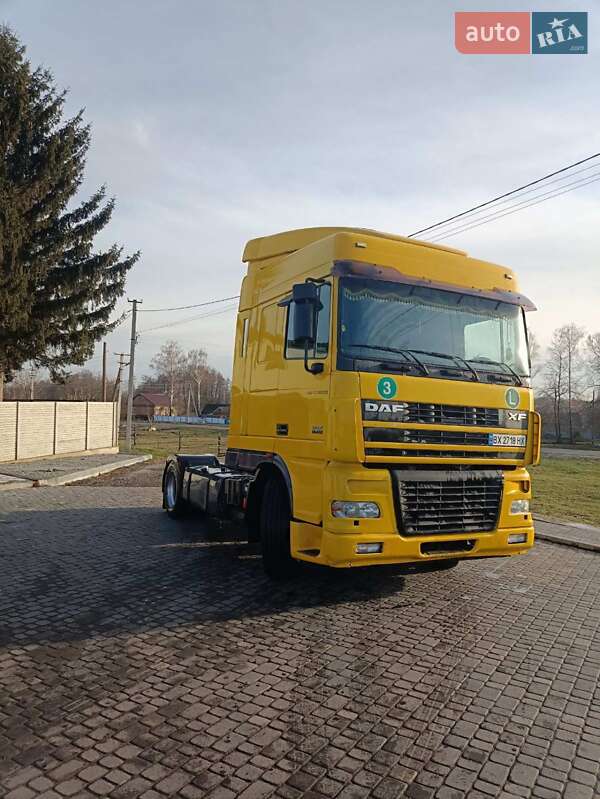 Тягач DAF XF 105 2004 в Любарі