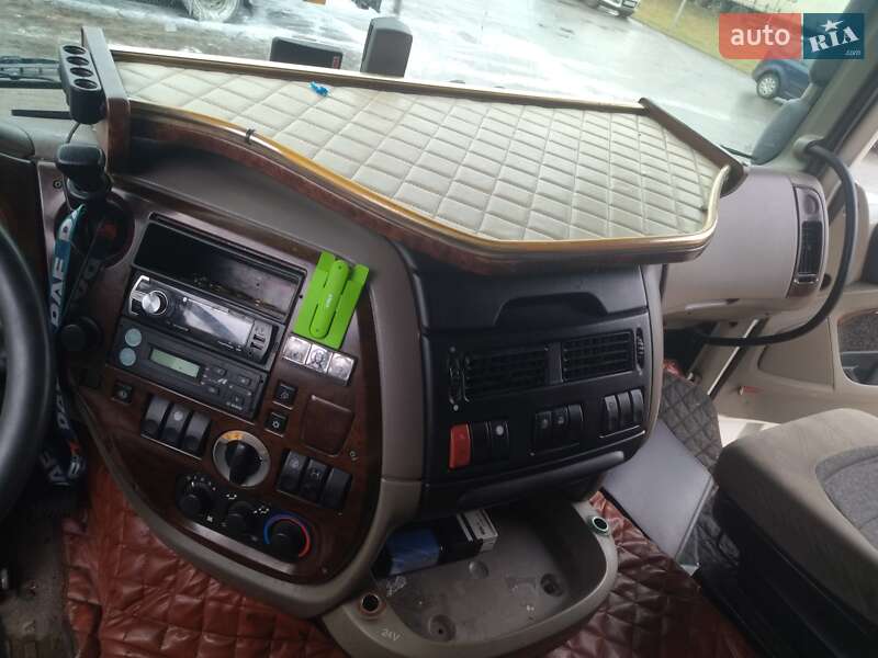 Тягач DAF XF 105 2007 в Ковелі