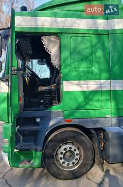 Тягач DAF XF 105 2012 в 