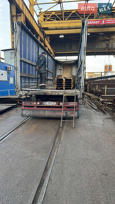 Тягач DAF XF 105 2006 в Одессе