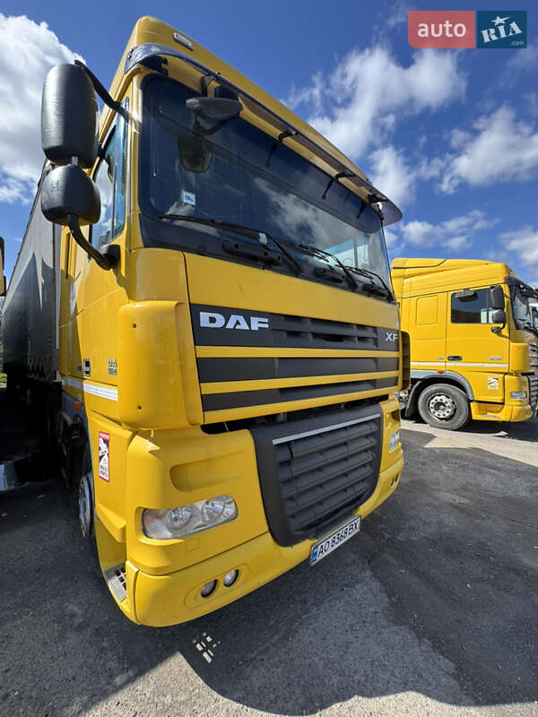 Вантажний фургон DAF XF 105 2013 в Мукачевому