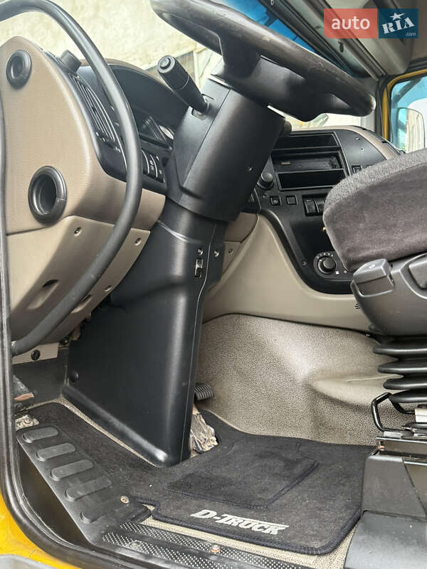 Вантажний фургон DAF XF 105 2013 в Мукачевому