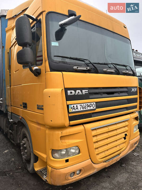 Тентованый DAF XF 105 2008 в Киеве