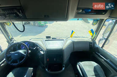 Тягач DAF XF 105 2012 в 