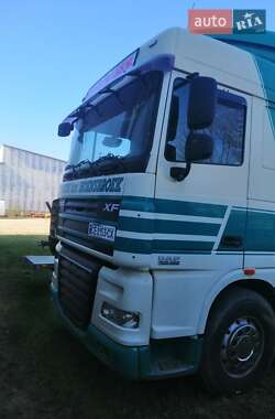 Тягач DAF XF 105 2010 в 