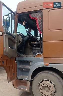 Тягач DAF XF 105 2010 в 