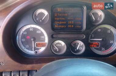 Тягач DAF XF 105 2010 в 