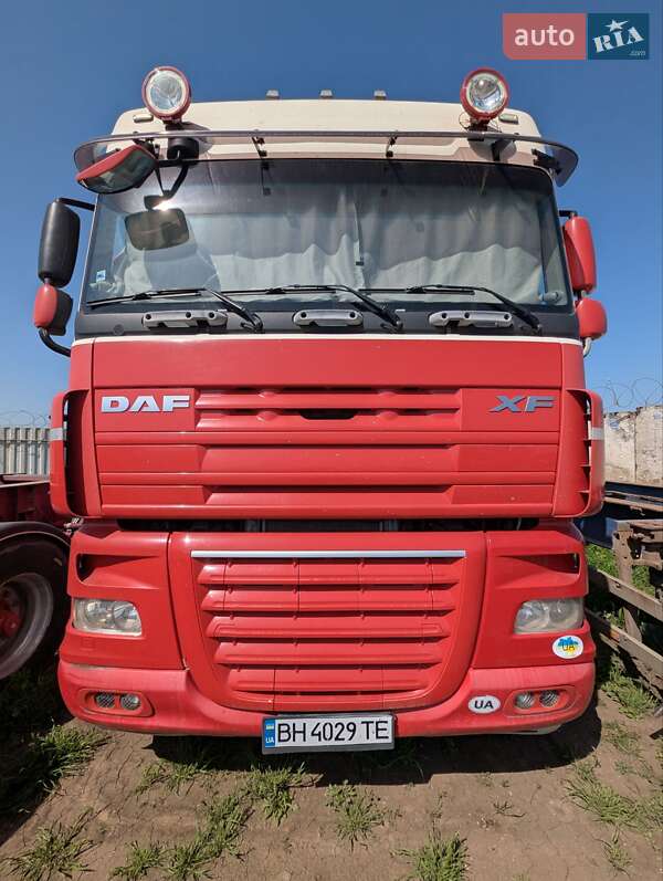 Тягач DAF XF 105 2008 в 