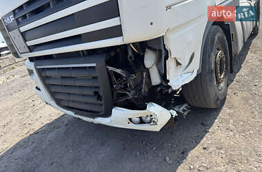 Тягач DAF XF 105 2012 в 