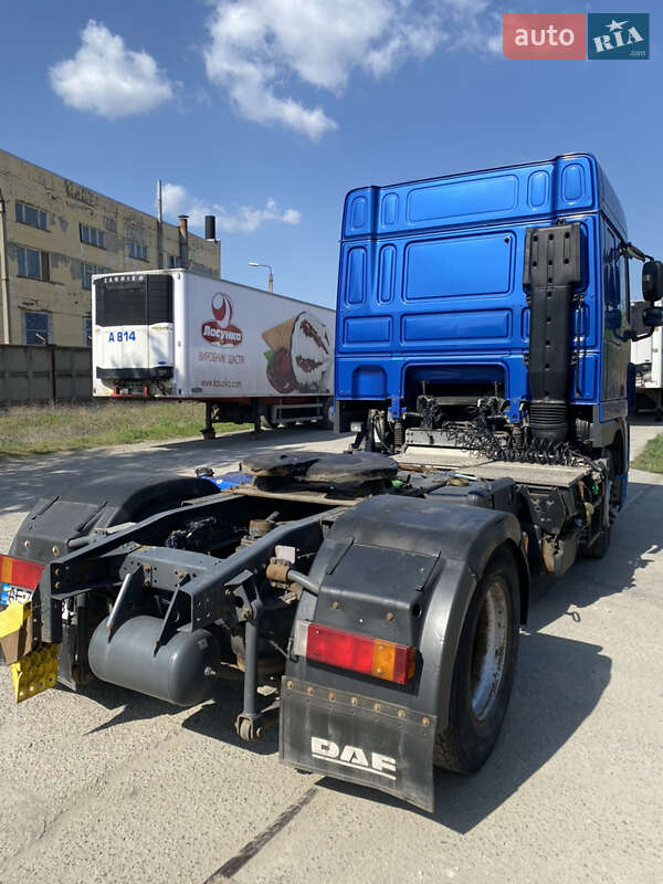 Тягач DAF XF 105 2010 в Днепре
