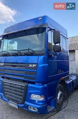 Тягач DAF XF 105 2010 в 