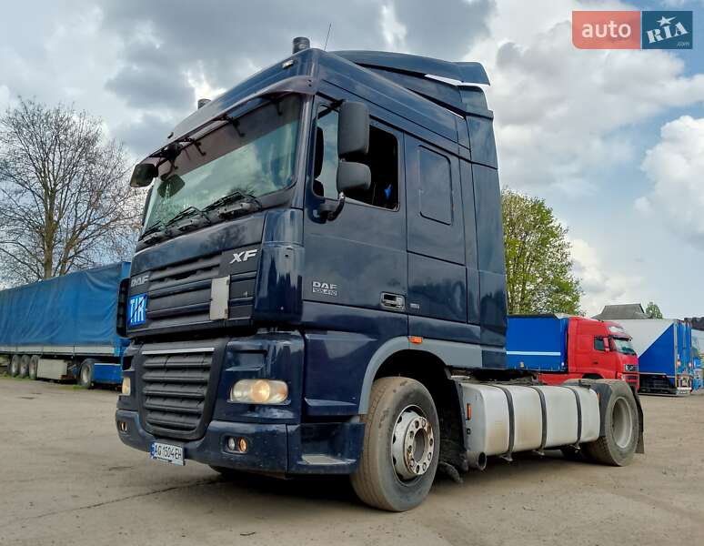 Тягач DAF XF 105 2008 в Луцке