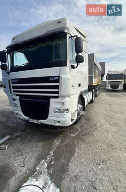 Тягач DAF XF 105 2012 в 