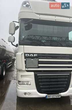 Тягач DAF XF 105 2012 в 