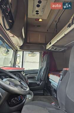 Тягач DAF XF 105 2012 в 