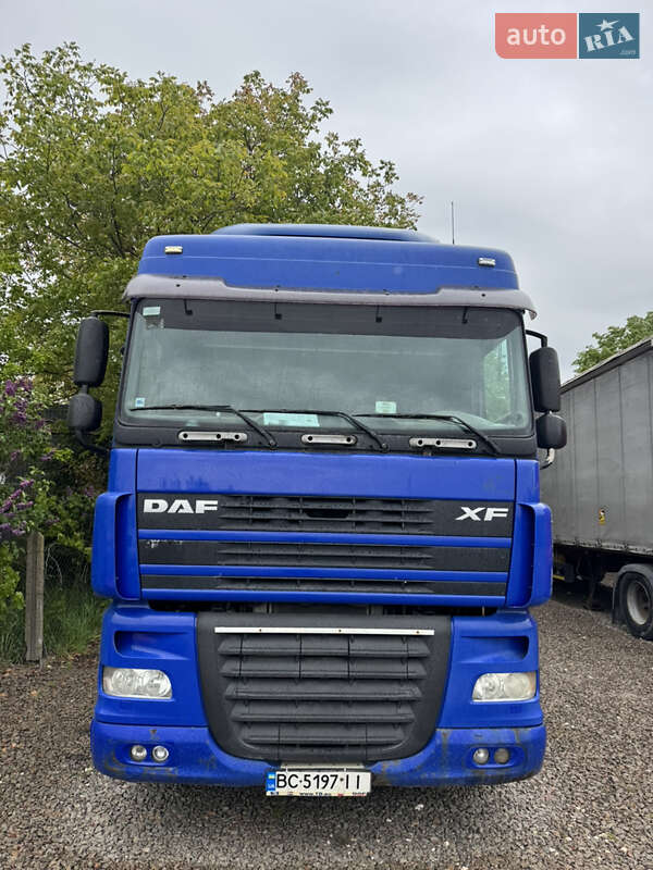 Тягач DAF XF 105 2008 в Львові
