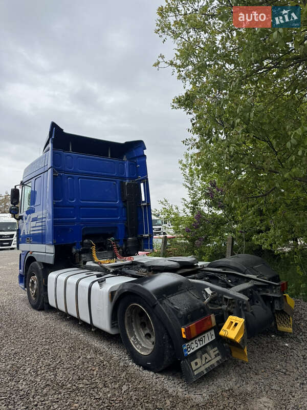 Тягач DAF XF 105 2008 в Львові