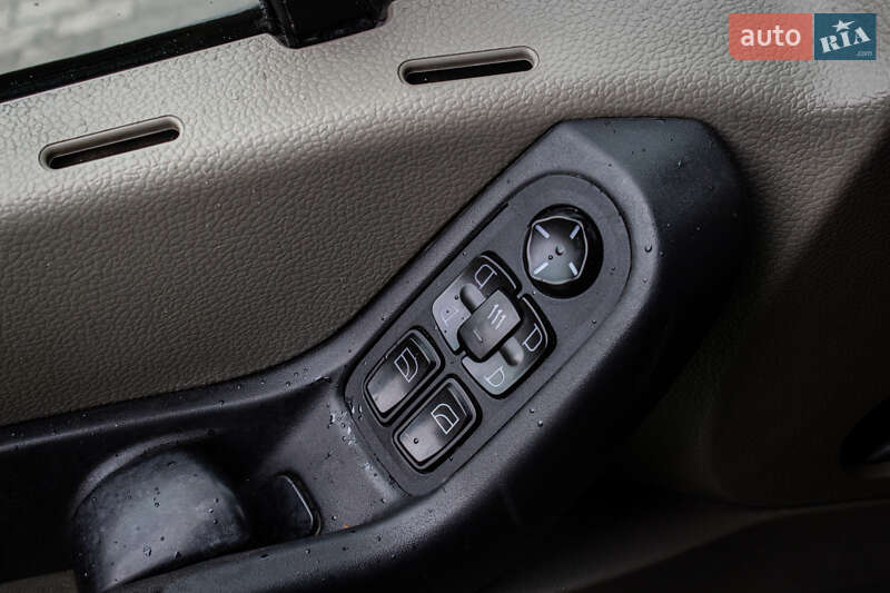 Тягач DAF XF 105 2012 в Львове