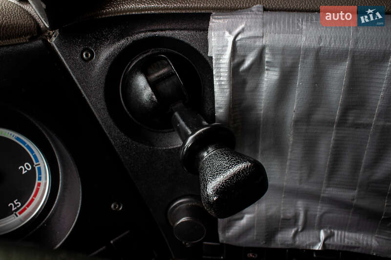 Тягач DAF XF 105 2012 в Львове