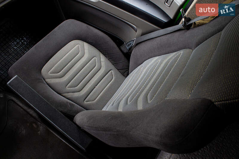 Тягач DAF XF 105 2012 в Львове