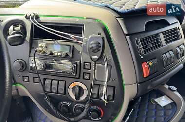 Тягач DAF XF 105 2010 в 