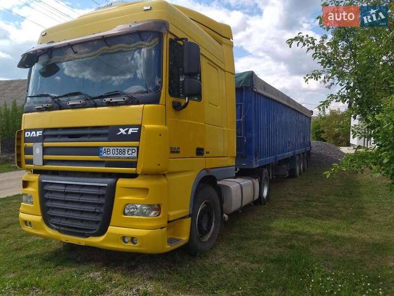 Тягач DAF XF 105 2007 в Виннице