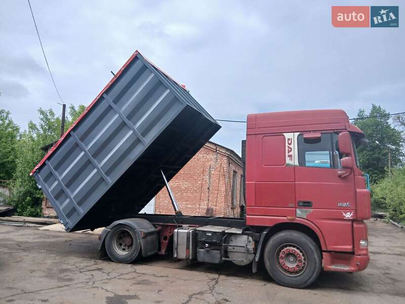 Самосвал DAF XF 105 2012 в 