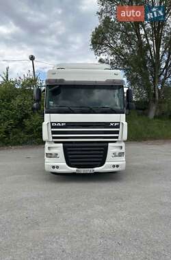Тягач DAF XF 105 2010 в 
