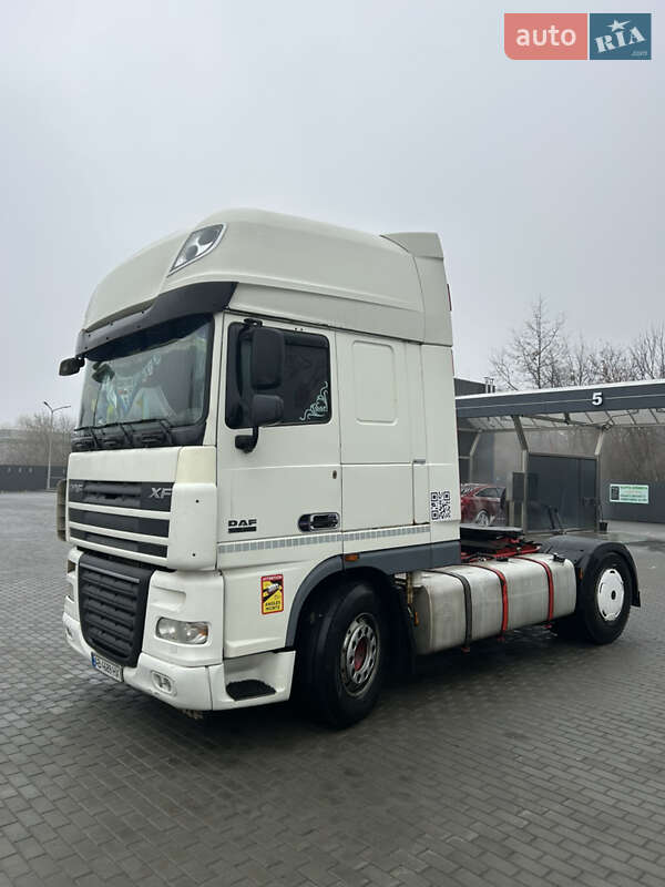 Тягач DAF XF 105 2009 в 