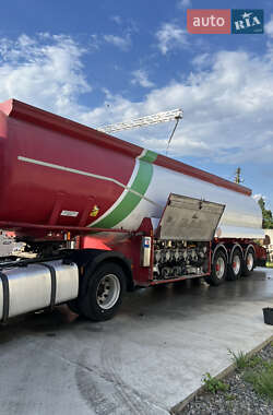 Бензовоз DAF XF 105 2012 в 