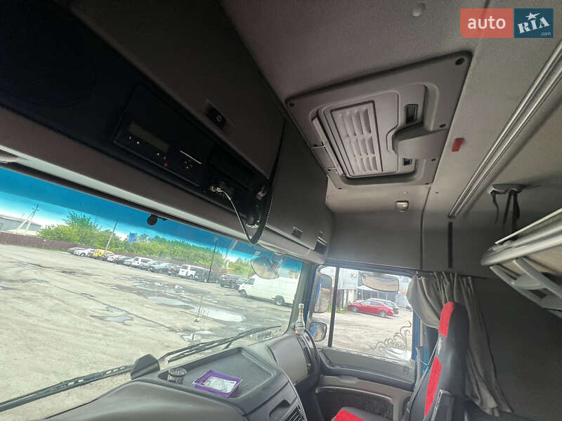 Тягач DAF XF 105 2008 в Луцке