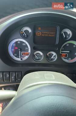 Тягач DAF XF 105 2010 в 