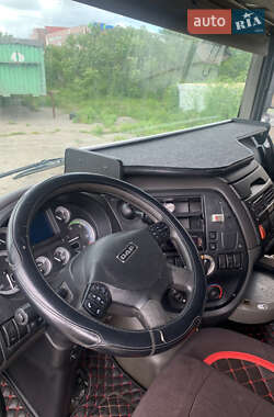 Тягач DAF XF 105 2013 в 