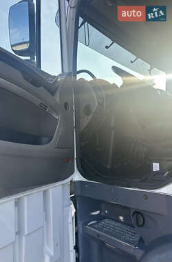Тягач DAF XF 105 2014 в 