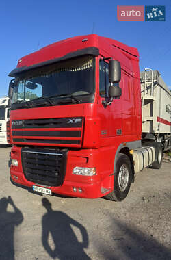 Тягач DAF XF 105 2011 в 