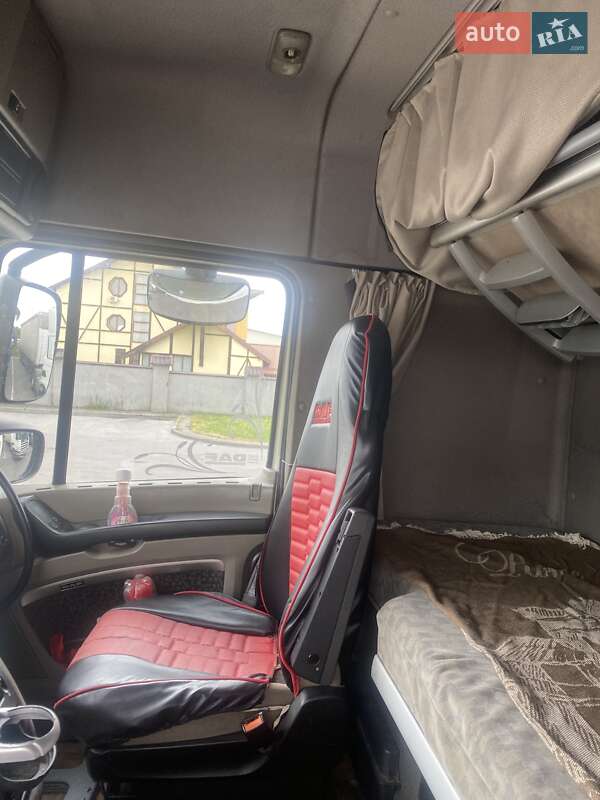 Тягач DAF XF 105 2007 в Львове