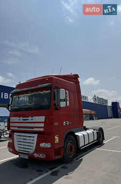 Тягач DAF XF 105 2013 в Каменец-Подольском